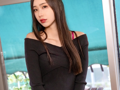 【スリムな人妻の背徳の快感】 夫に内緒の情事、スリムなボディが乱れる！ 他人棒に貫かれ、欲望のままにイキまくる人妻の秘密の情事！