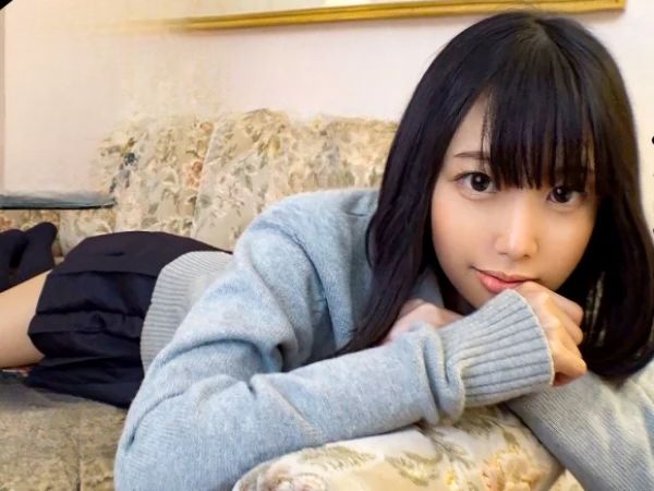 【10代美少女の甘えん坊セックス】『おじさん、もっと激しくして♥』元気いっぱいのロリっ娘がおじさんとイチャラブ生ハメ！制服姿から大胆に乱れる姿がたまらない！♡