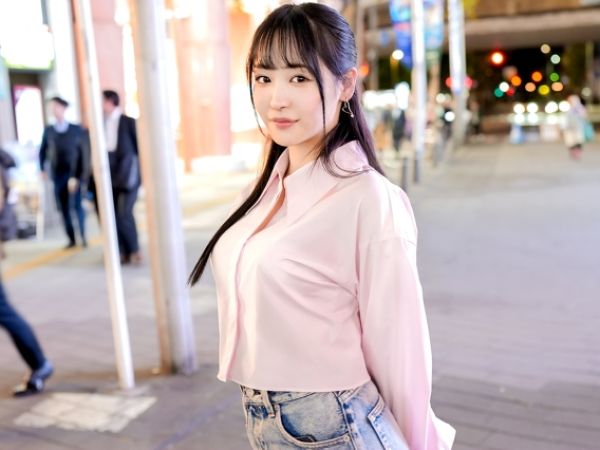 【ナンパ成功！美乳JDをホテルに連れ込み】『ダメ…でも気持ちいい…』アイドル顔の美少女が手マンで大洪水！開発済みの敏感マンコが連続絶頂！制服の下の美乳とエロい腰使いにメロメロ！