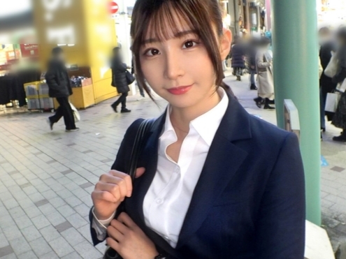 【パンストOLのオフィス外セックス】『仕事中なのに…』黒パンスト姿のOLをナンパして即ハメ！スーツを乱し、パンストをビリビリに破い��、ムチムチのお尻をバックから激ピストン！仕事のストレスをエロで発散！！