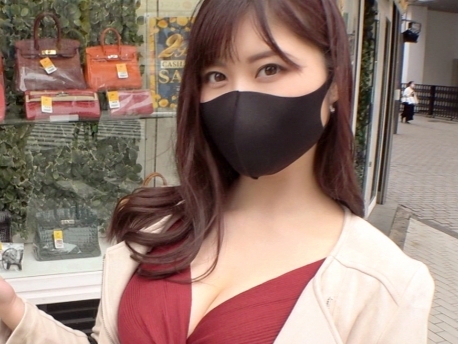 【美巨乳ナンパ】『気持ち良すぎる…』スタイル抜群のドスケベお姉さんをゲット！肉棒で激しく突かれ、パイパンマ○コがビショビショに！！巨乳を揺らしながら、イキまくる姿は必見！！