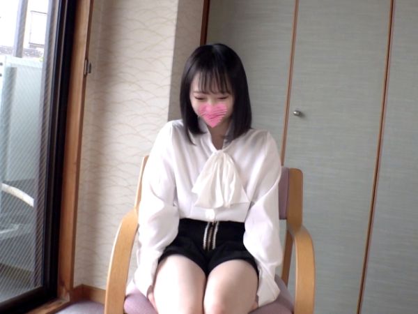 【ミニマム美少女の連続絶頂】『もうダメ…またイっちゃう…』145cmの小さなカラダが痙攣アクメ連発！生チ○ポで突かれまくって中出し懇願！射精後も追撃フェラ＆手コキで精子を搾り取る小悪魔ロリっ娘！♡
